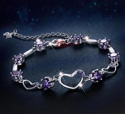 專業(yè)珠寶首飾、手表與化妝品產(chǎn)品拍攝攝影服務，覆蓋廣州、番禺、東莞、深圳地區(qū)